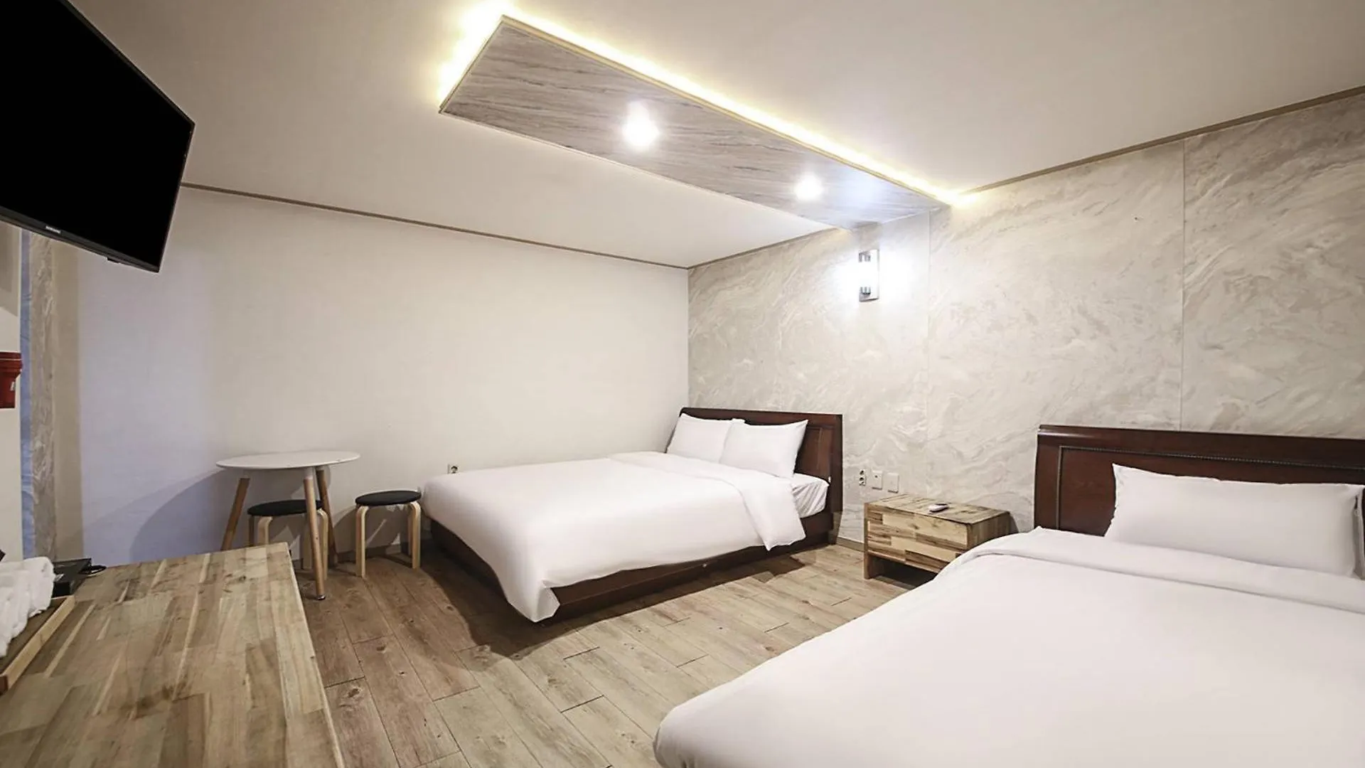 Bobos Hotel Jeju